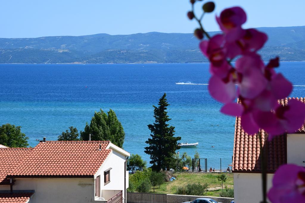 Apartments The Seasons Residence Omiš Kültér fotó