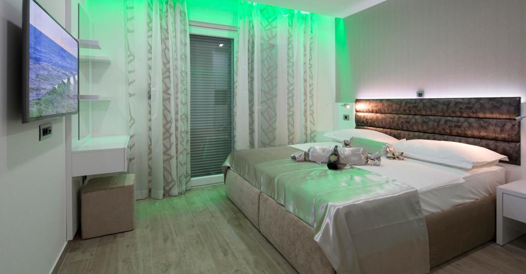 Apartments The Seasons Residence Omiš Kültér fotó